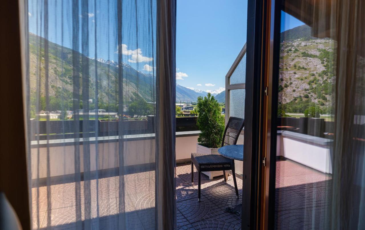 Relais Bayard Hotel Leuk Luaran gambar