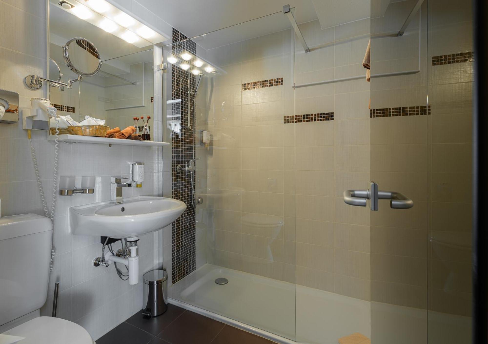 Relais Bayard Hotel Leuk Luaran gambar